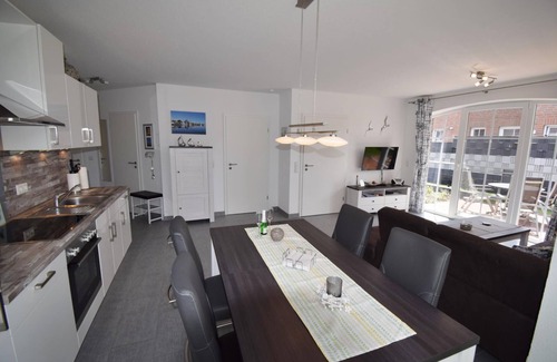 Greetsiel Apartment | Erdgeschosswohnung "godewind" Zentral in Greetsiel