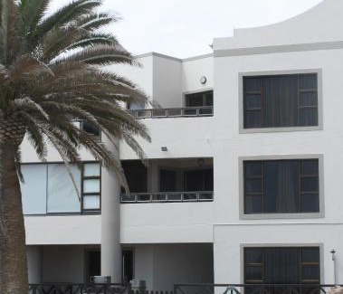 Langstrand House | Erf Three Seven Eight Langstrand Self-Catering