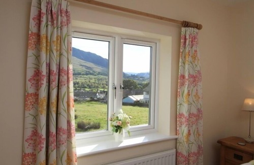 Threlkeld Cottage | ERIBEL COTTAGE, pet friendly, luxury holiday cottage in Keswick