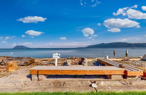Bow House | Erikson Beach House
