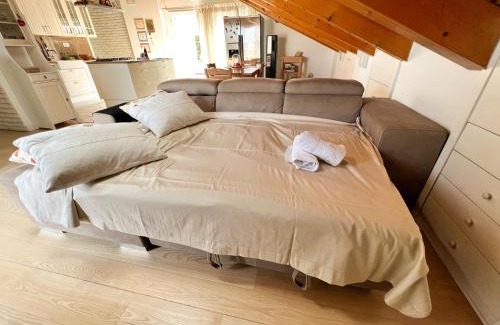 Dolo Apartment | ERMAN HOUSE Mansarda sulla Riviera del Brenta Venezia