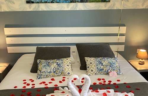 L'Ermitage-les-Bains Hotel | Ermitage Boutik Hôtel