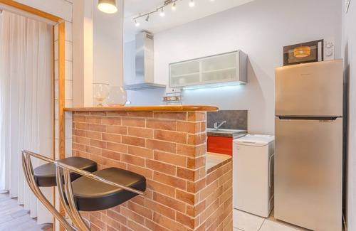 Quai de la Fosse Apartment | Ernest - appt calme, proche centre de nantes