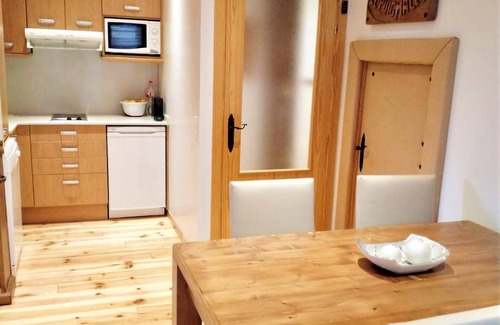 Err Apartment | ERR I 6 PAX - Two Bedroom Apartment, Sleeps 6