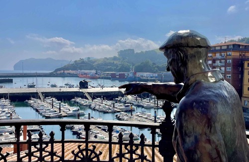Bermeo Apartment | Erribera Etxea - Amplio Piso con Parking