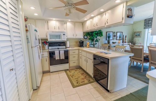 New Smyrna Beach Condo | Errol-by-the-Sea 417 - Fantastic ocean and pool views!