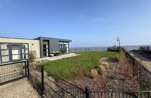 Enkhuizen House | Erste Reihe - mit Zaun - Premium-chalet Meeresrauschen