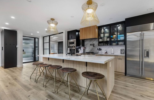 Woodland Hills House | Erwin Estate - A Perfect Blend of Modern Elegance with Mid-Century Undertones