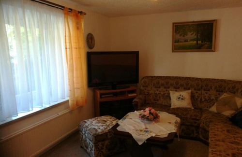 Deutschneudorf Apartment | Erzgebirgsidyll am Glockenwanderweg