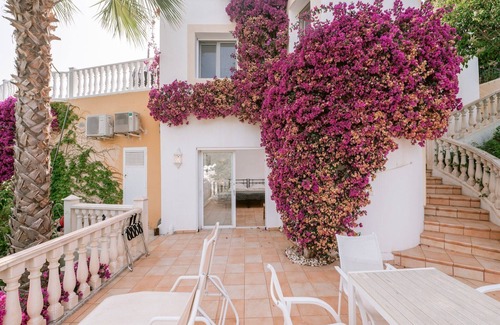 Santa Eulalia del Rio Villa | Villa in Cala Llonga near Beach & Ferry Port