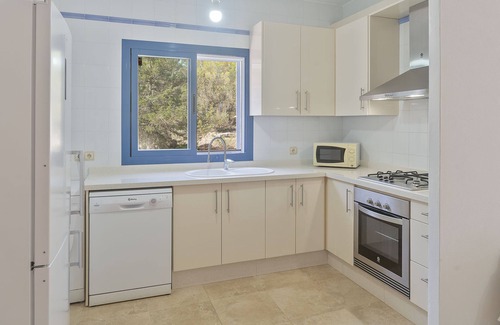 Es Cap de Barbaria House | ES LLIRI BLANC - Wonderful house with views of the countryside and free WiFi.