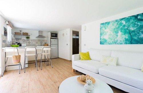 Meloneras Apartment | Apartment in Maspalomas with spacious garden, 30 m to the beach. Private garage
