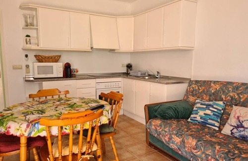 Pulpi House | As055 Cosy 2 bedroom, in the green palm tree oasis