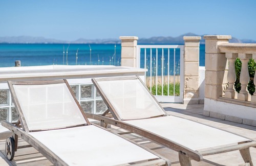 Son Serra de Marina House | Holiday Home 'Es Mirador' with Sea View, Wi-Fi and Air Conditioning