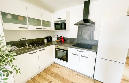 Secteur 2 Apartment | #ES The luminous T2 in the City Center (pedestrian area)🌞