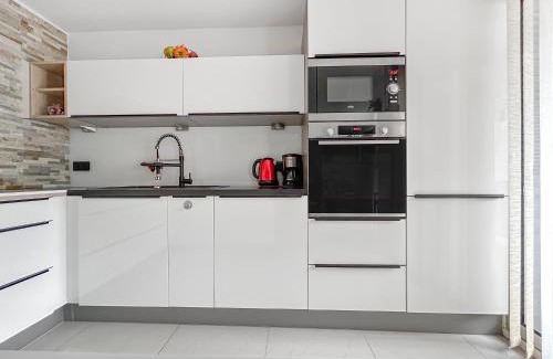 Pasteur Apartment | Escapade à Nice - T2 lumineux avec balcon & clim