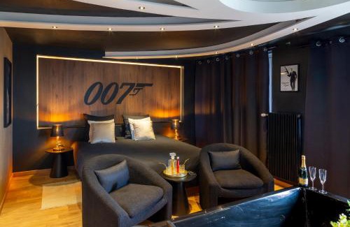 Blois Apartment | Escapade 007 Refuge d Agent