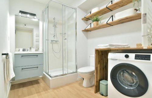 Dinan Apartment | Escapade - Appartement avec parking privé et jardin