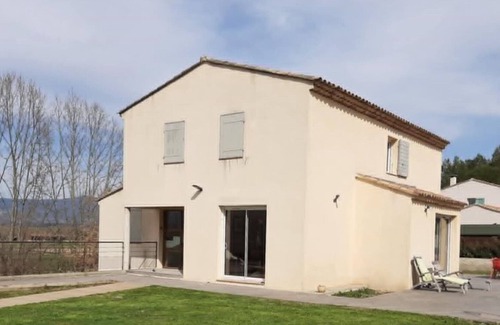 La Roque-d'Antheron House | Escapade Provençale Villa with Pool, Garden and Comfort for 8.