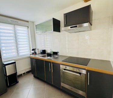 Saint-Omer Apartment | Escapade - Studio cosy au centre de Saint-Omer