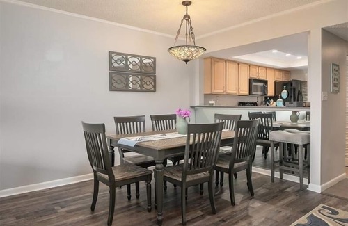 Sunset Beach House | Escape 2 Lands End Your Beachside Paradise on T.I.