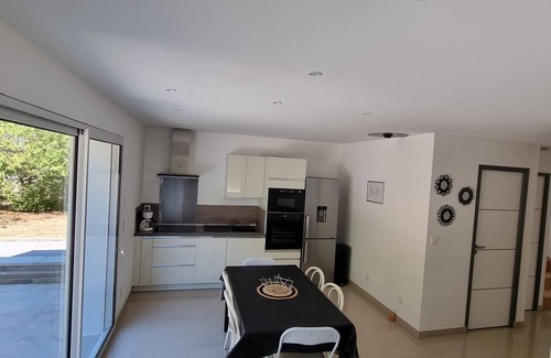 Val-de-Chaise Villa | Escape and comfort 8-bed house with swimming pool