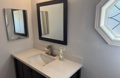 Fort Myers Beach Resort | Escape the Cold Sanibel Gateway Sun Resort, close to Fort Myers Beach + Sanibel