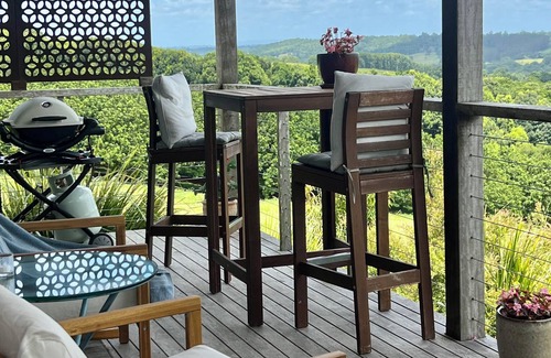 Bangalow Apartment | Escape to Bangalow, Byron Hinterland accommodation with stunning views