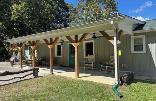 Simmonsville Apartment | Escape to Comfort in Newport