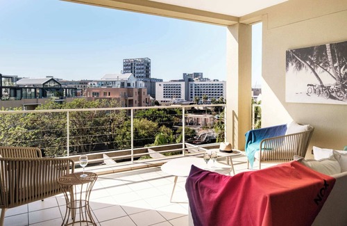 Victoria and Alfred Waterfront Apartment | Escape to Exquisite Ellesmere 401