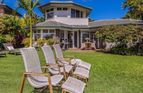 Queen Emmas Bluffs House | Escape to Paradise - 2-Bedroom Luxury Home with Spectacular Views