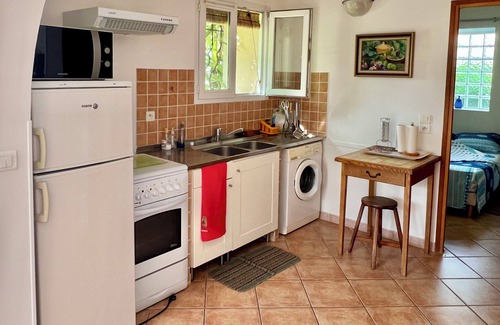 Cuers House | Escape to Provence: a charming cottage in the heart of olive groves