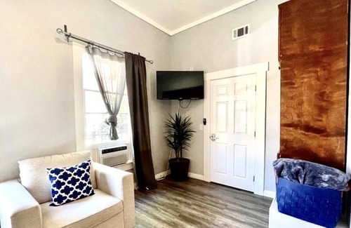 Pacific Terrace Apartment | Escape to San Diego- Downtown - Minutes 2 Conv Ctr, Beach 🏖🏄🏻‍♂️ & Zoo🦒🦓