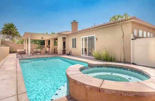 Desert Hot Springs House | Escape to the Desert: Pool, Spa + Outdoor Lounge