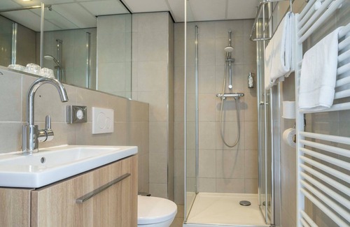 Westkapelle Hotel | Escape to the Beach: Outdoor Pool, Tennis, Free Parking & Outdoor Activities