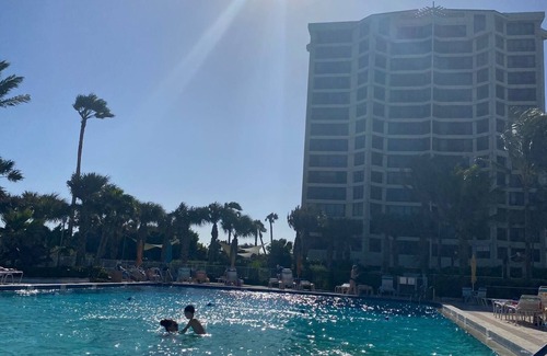 Fort Pierce Condo | Escape to the beach on Hutchinson Island