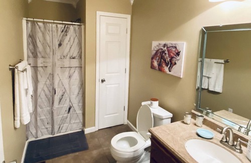 Killen House | Escape to the Harmony Ranch Guest Cabin! 45 acre farm-fish, swim, grill, relax!
