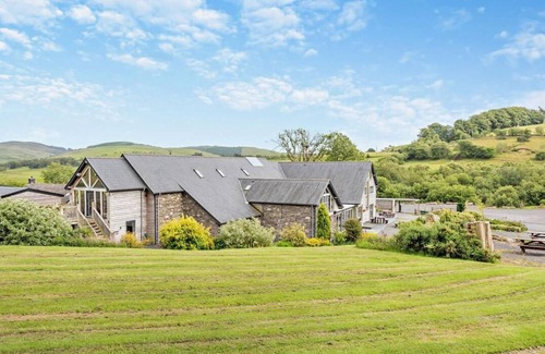 Devils Bridge House | Escape to the heart of the Welsh countryside at this beautifully renovated luxury barn. Perfect for families, groups, and corporate retreats.