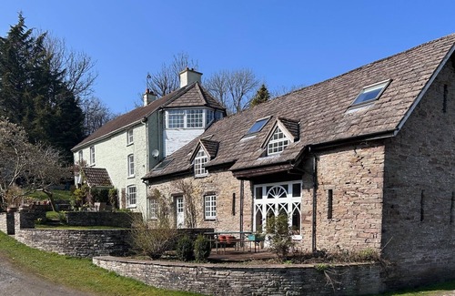 Llanfihangel Tal-y-llyn House | Escape to the Hillis