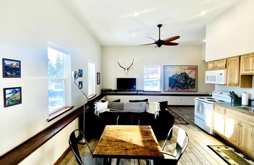 Twin Lakes Cabin | Escape to the Wilderness at Mt Massive Lodge