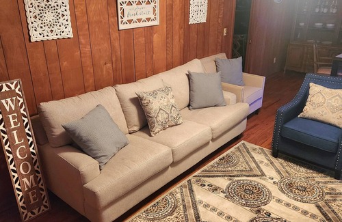 Sylvester Cottage | Escape to this cozy 3-bedroom cottage nestled in the heart of Sylvester.