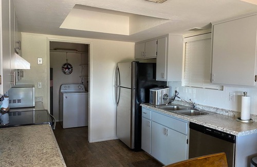 Wickenburg House | Escape to Tranquility with Stunning Mountain Views