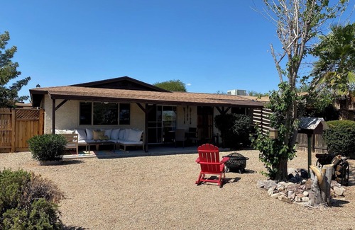 Wickenburg House | Escape to Tranquility with Stunning Mountain Views