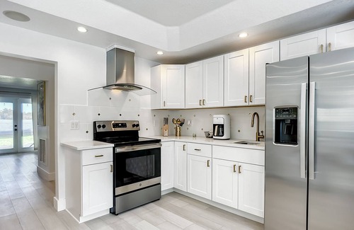 Northside House | Escape to Trout River Oasis: Where Nature Meets Luxury!