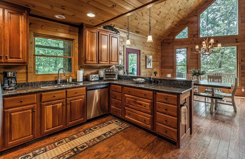 Mineral Bluff Cabin | Escape to your cozy Mineral Bluff cabin, just a hop away from Blue Ridge