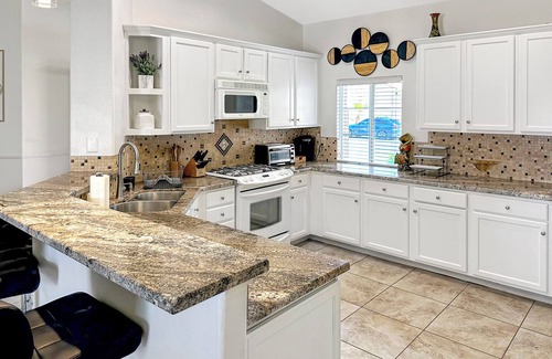 Thousand Palms House | Escape to your Desert Hideaway! nRVC-1541
