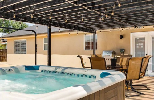 La Verkin House | *ESCAPE to ZION* Hot Tub and RV Parking VERY CLEAN