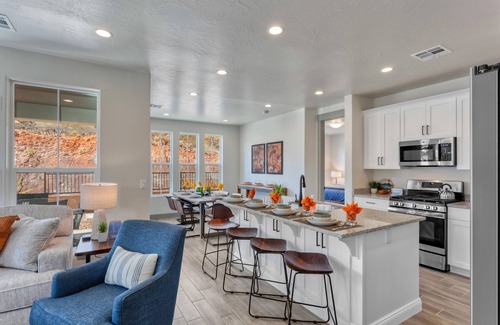 Washington House | Escondido 2323| Price Drop, Ping Pong table, near Sand Hollow and Quail Creek, SLP 19