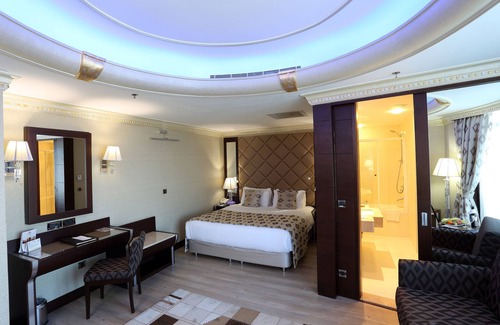 Buyukcekmece Hotel | Eser Premium Hotel and Spa