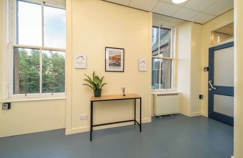 Montrose Apartment | Esk @ Benmore Apartments (2nd floor 2 bed)